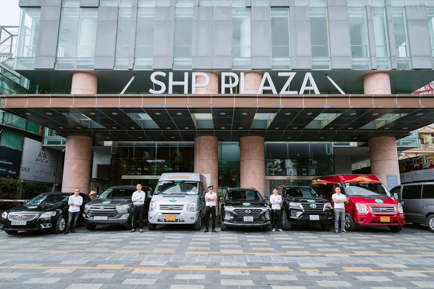 LEXICO - Đơn vị cho thuê xe có lái từ 4-7-16-29-47 chỗ chuyên nghiệp tại Hải Phò